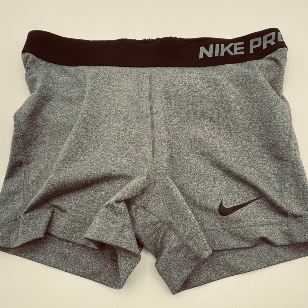Nike Pro Dri-FIT Womens Compression Shorts Gray Black 589364-091 Size Medium